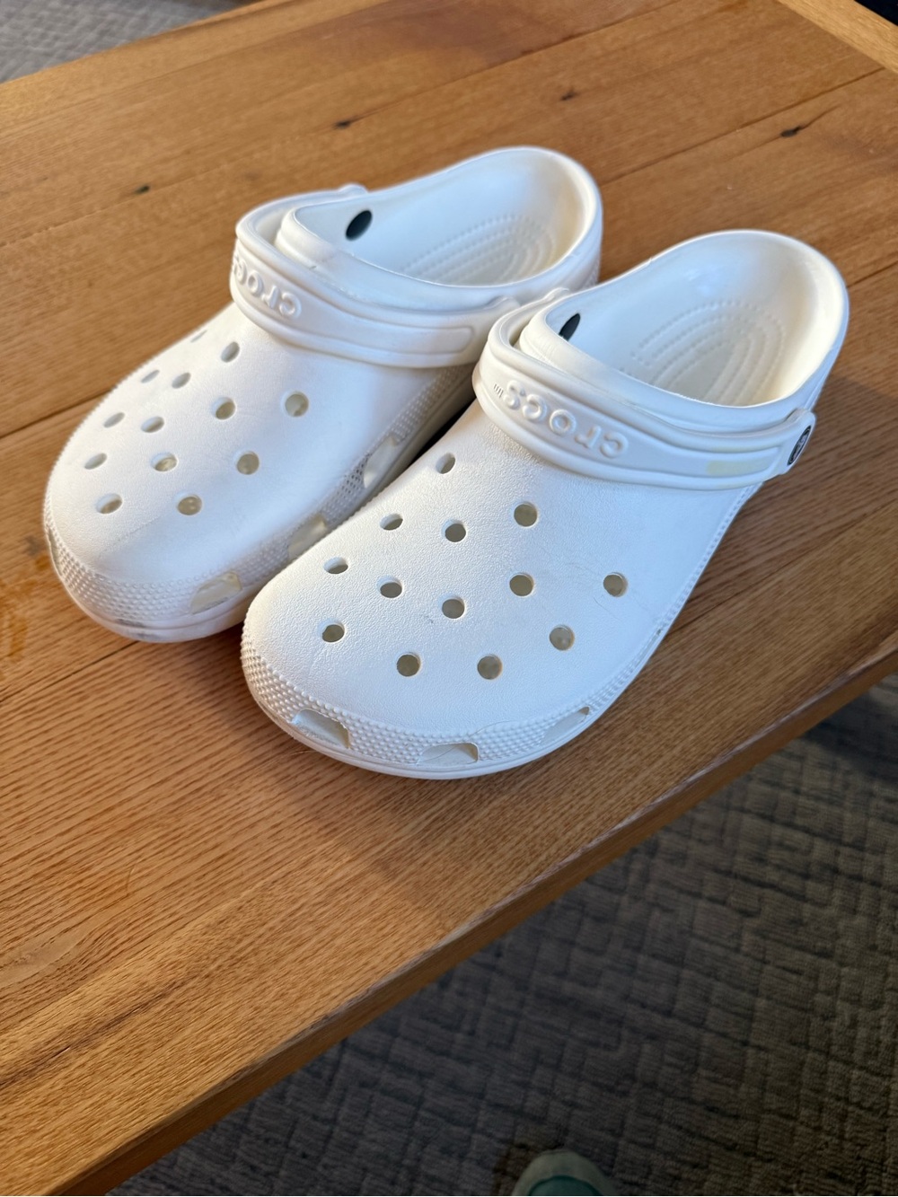 CROCS Classic Clog in White